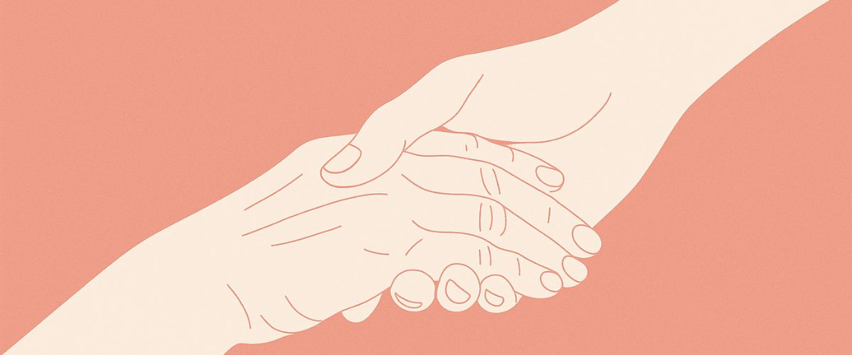 Zwei verbundene Hände – Symbol für generationsübergreifende Weisheit, Fürsorge und stille Präsenz.